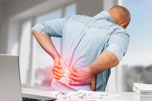 Dor de costas aguda por sobreesforzo ou lesión